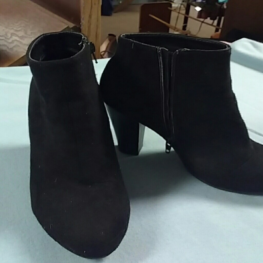 Ladies Boots